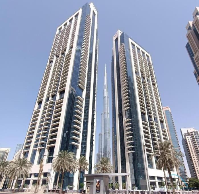 Luxury 1Br Burj Khalifa View Walk To Dubai Mal Apartment Exterior photo